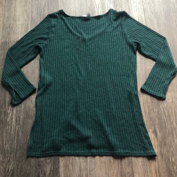 Women’s Divided Thin Sweater Side Slits Sz L - Picture 6 of 6